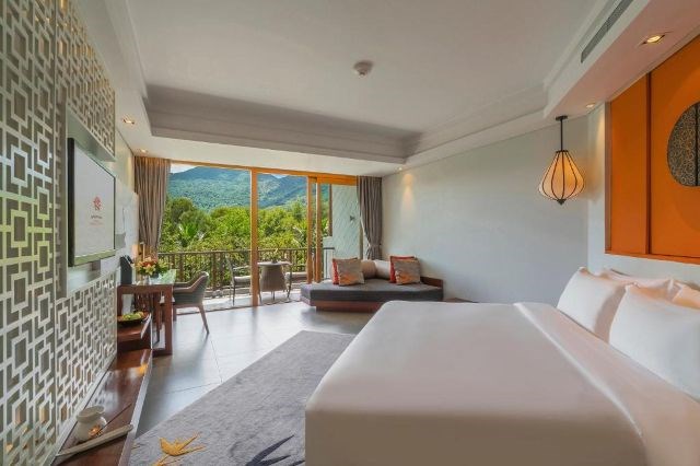 Phòng Garden Balcony Double Grand